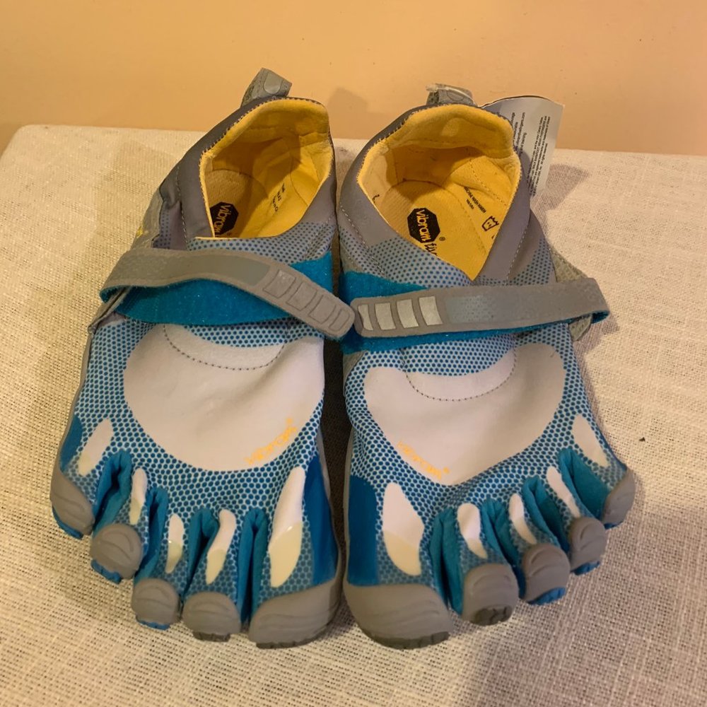 Vibram FiveFingers - NWT Sz 10